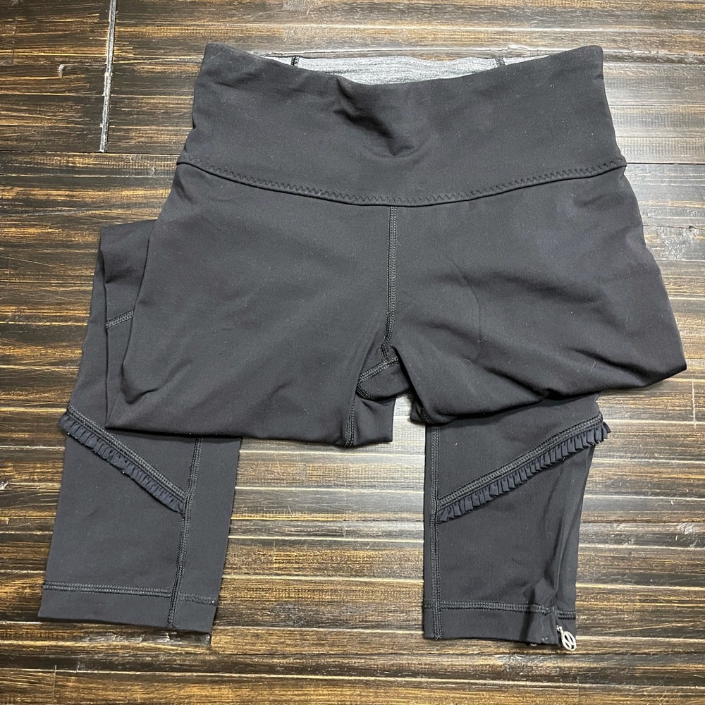 Lululemon Ruffle Capri - Picture 2 of 5